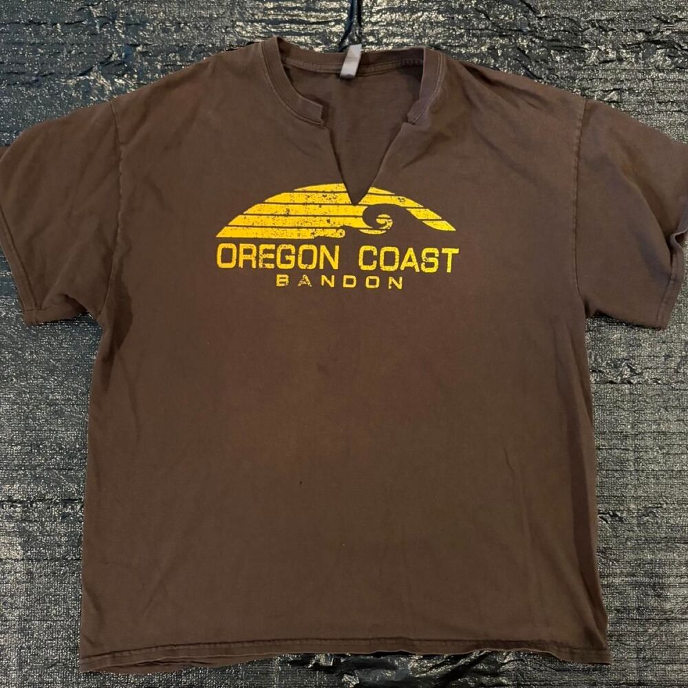 Unbranded Men's Brown and Grey T-shirt